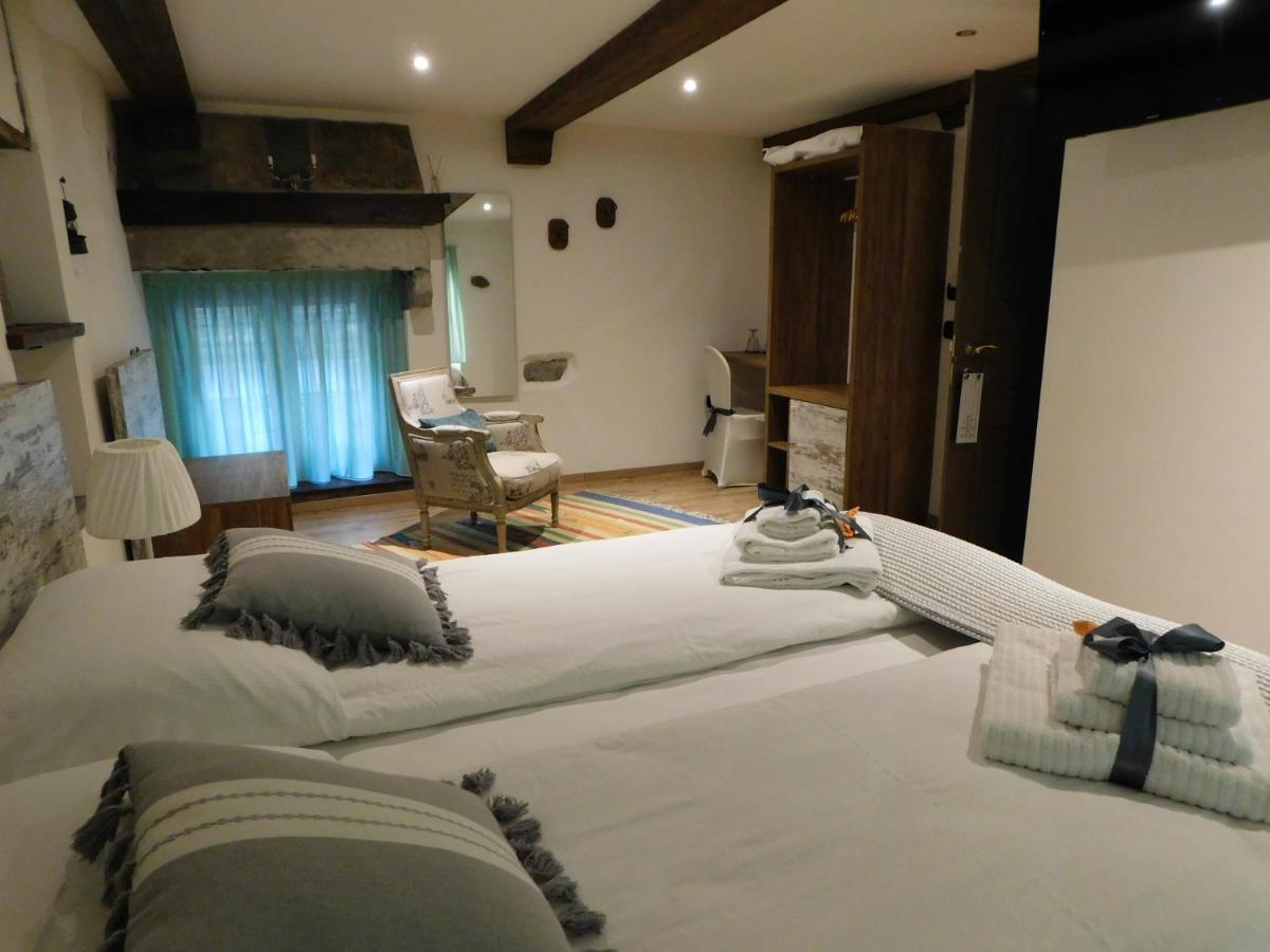 Nicomat Rooms 도모도솔라 외부 사진